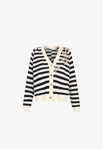 Вязаная кофта