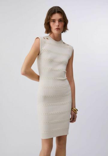 Вязаное платье