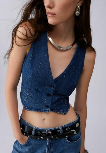 Джинсовая жилетка