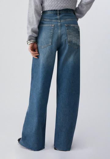 Свободные джинсы