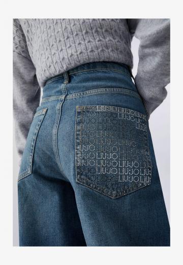 Свободные джинсы