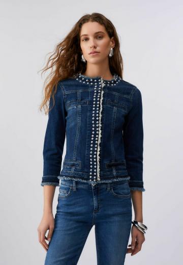 Джинсовая куртка
