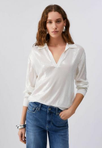 Пуловер с вырезом V