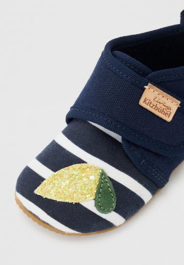 Детская обувь