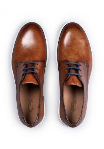 Ботинки на шнуровке