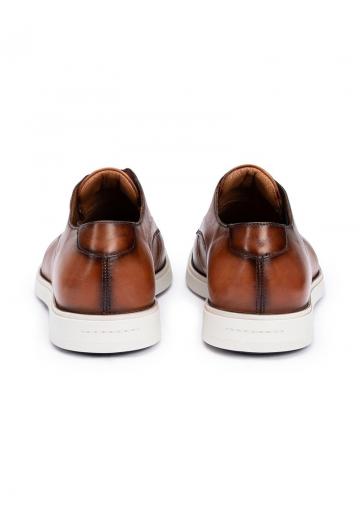 Ботинки на шнуровке