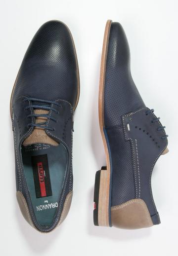 Ботинки на шнуровке