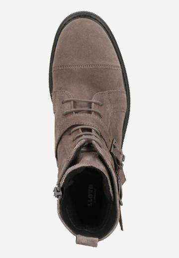 Зимние ботинки