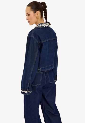 Джинсовая куртка