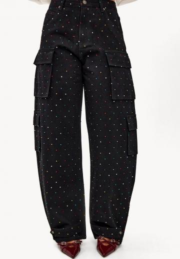 Брюки с накладными карманами