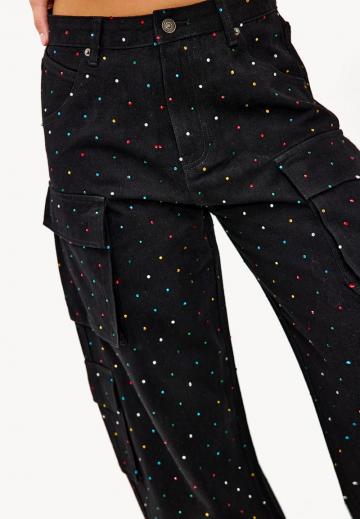 Брюки с накладными карманами