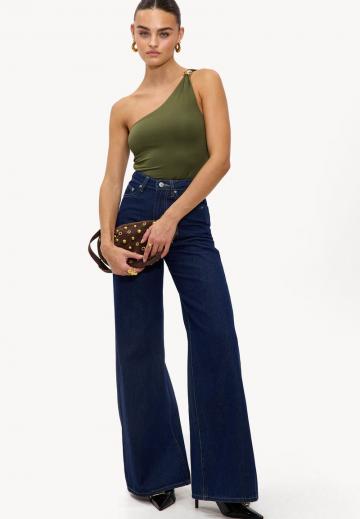 Топ на одно плечо