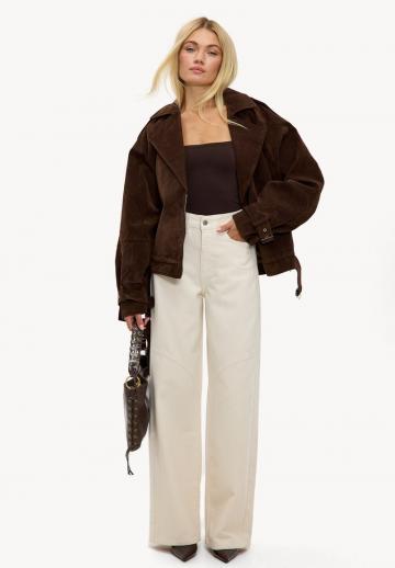 Топ на бретельках