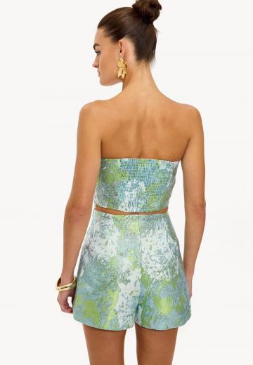 Топ без бретелек