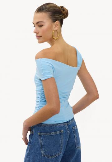 Блузка без рукавов