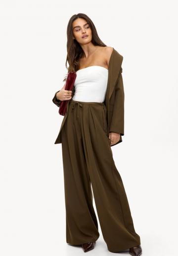 Топ без бретелек