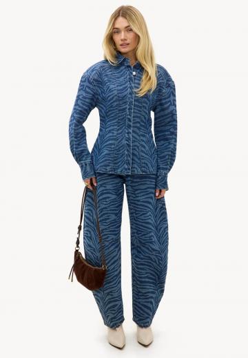 Джинсовая блузка