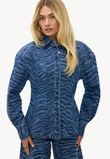 Джинсовая блузка