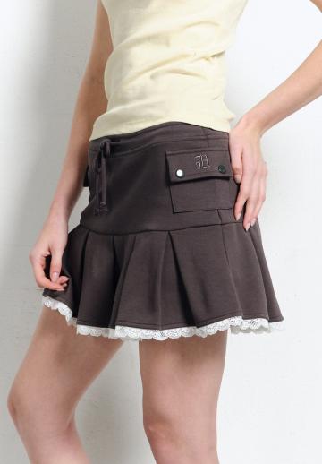 Юбка с накладными карманами
