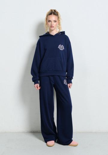 Пуловер с капюшоном