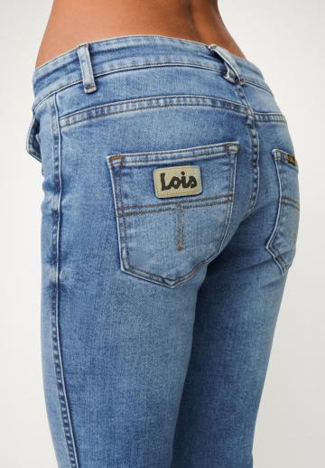 Клешеные брюки