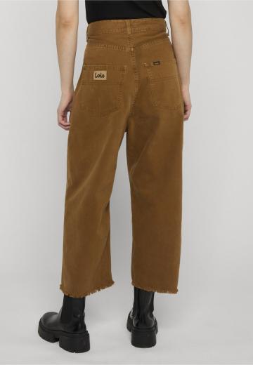 Короткие джинсы