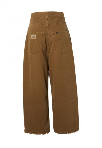 Короткие джинсы