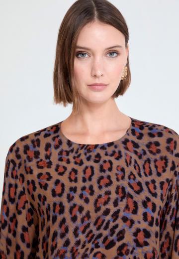 Атласная блузка