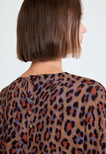 Атласная блузка