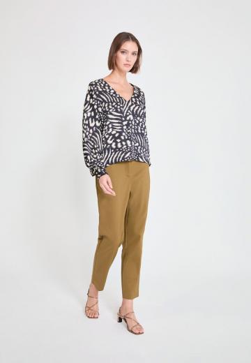 Атласная блузка