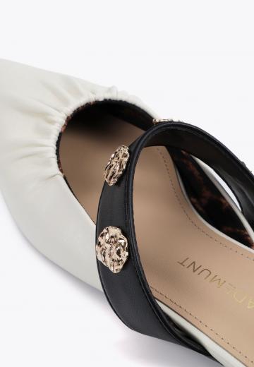 Босоножки на каблуке