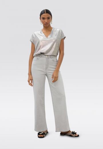 Прямые джинсы