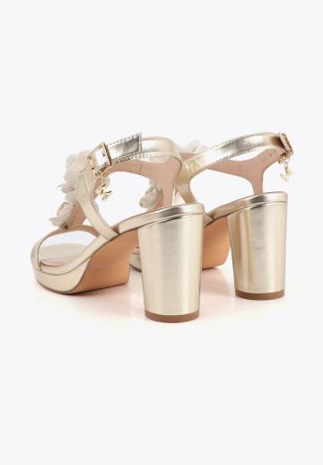 Босоножки на платформе