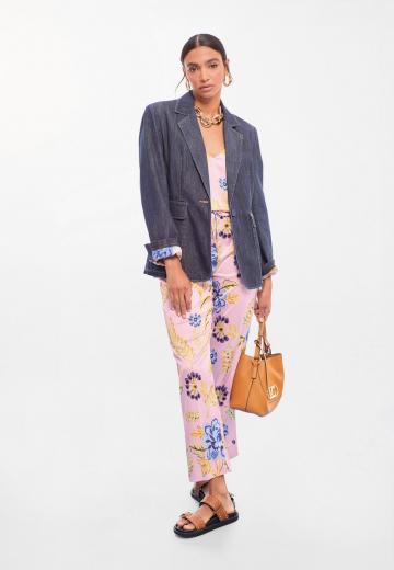 Джинсовая куртка