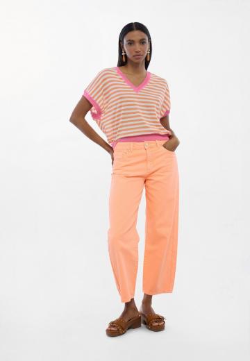 Короткие джинсы