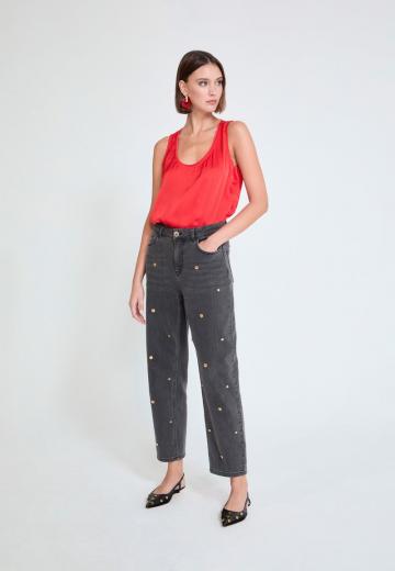 Прямые джинсы