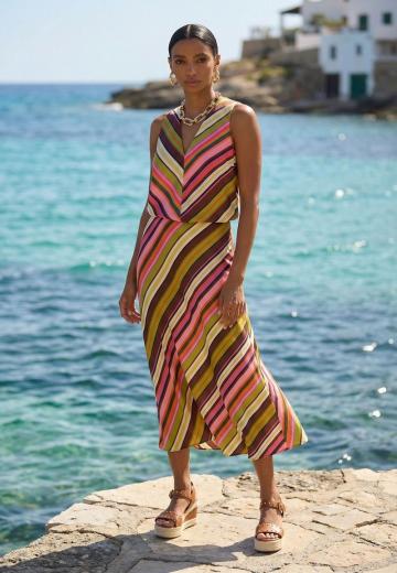 Блузка без рукавов