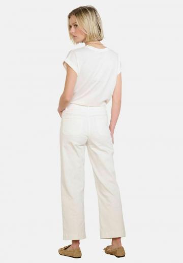 Короткие джинсы