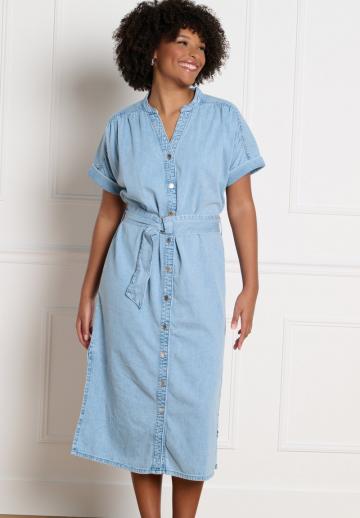 Джинсовое платье