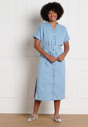 Джинсовое платье