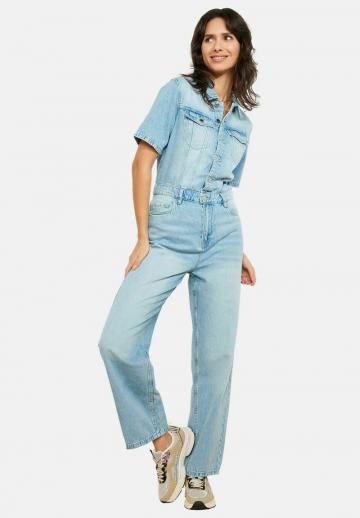 Джинсовый комбинезон