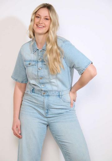 Джинсовый комбинезон