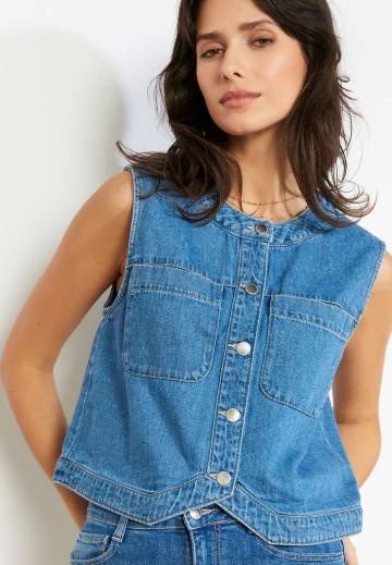 Джинсовый комбинезон