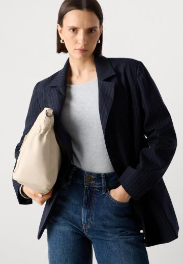 Длинный блейзер