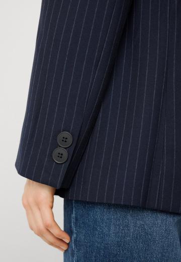 Длинный блейзер