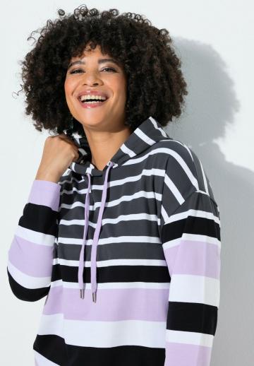 Пуловер с капюшоном