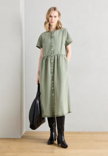 Джинсовое платье