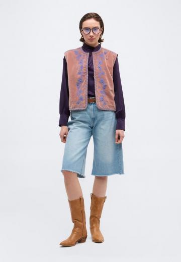 Пуховой жилет