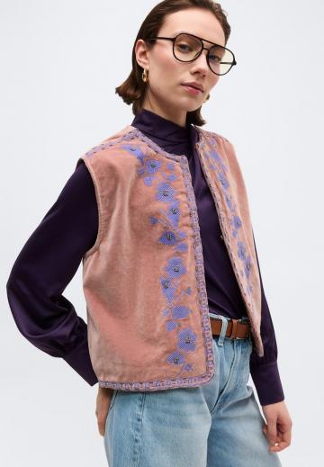 Пуховой жилет