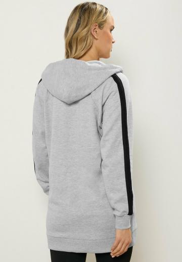 Пуловер с капюшоном